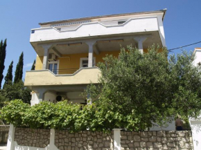 Apartment Lolov
